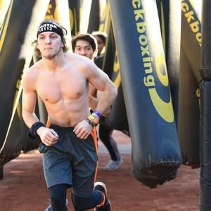 Meet your Posher, Max